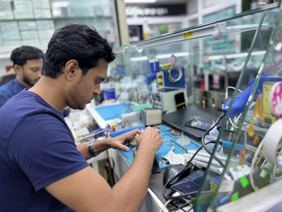 Samsung ফোন এর Original Display